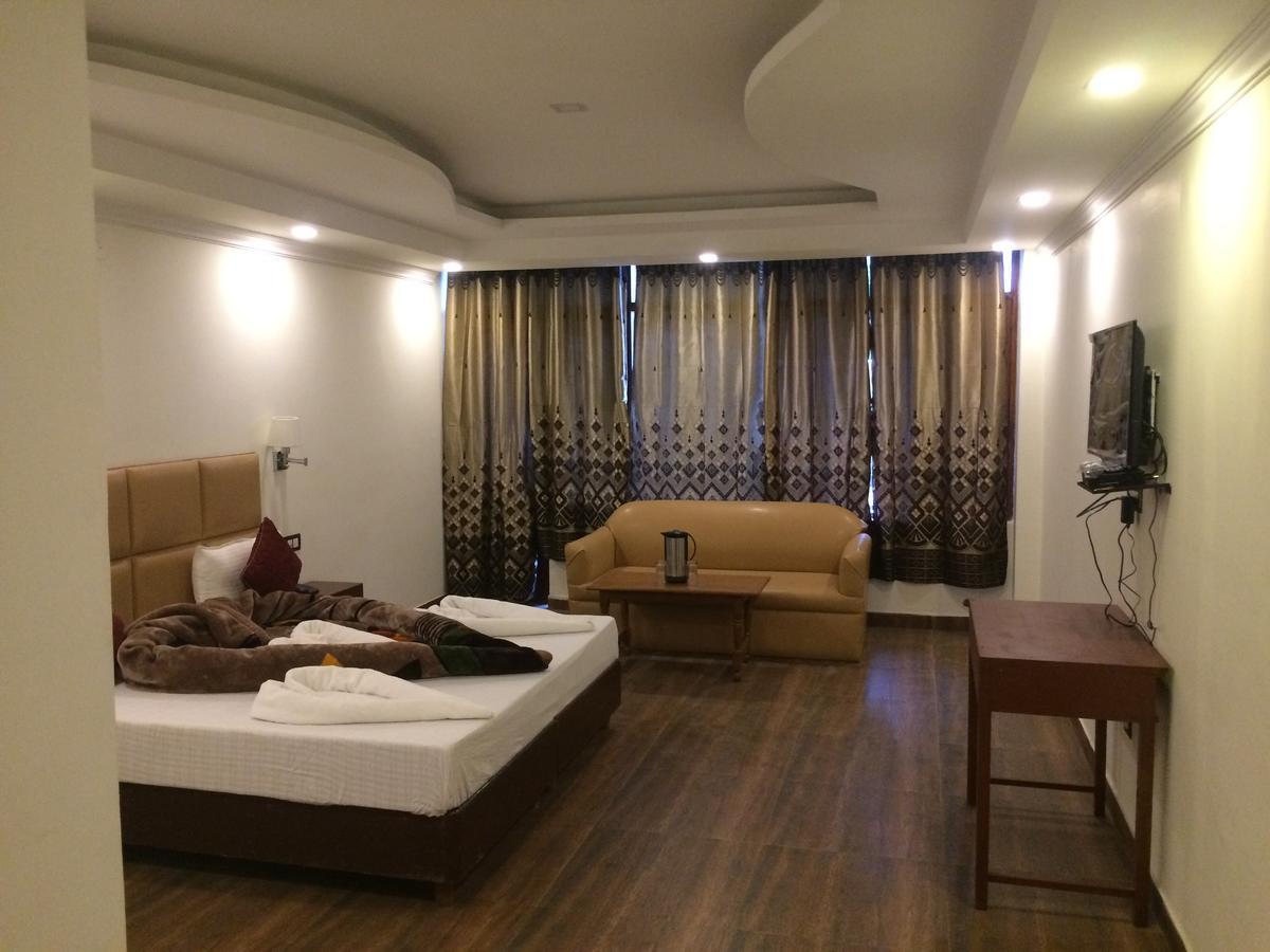 Hotel Green Tara Manāli Zewnętrze zdjęcie