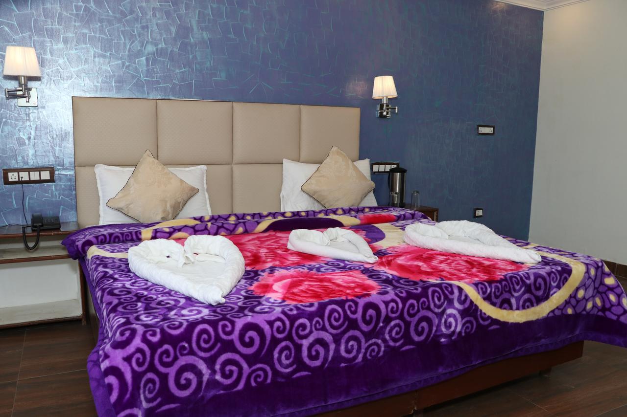 Hotel Green Tara Manāli Zewnętrze zdjęcie
